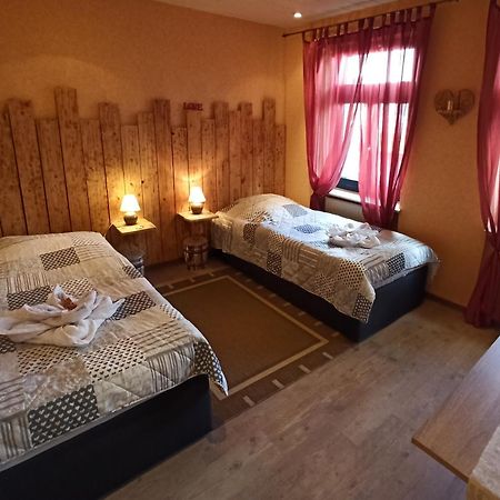 Haus Oberkassel Hotel Bonn Eksteriør billede