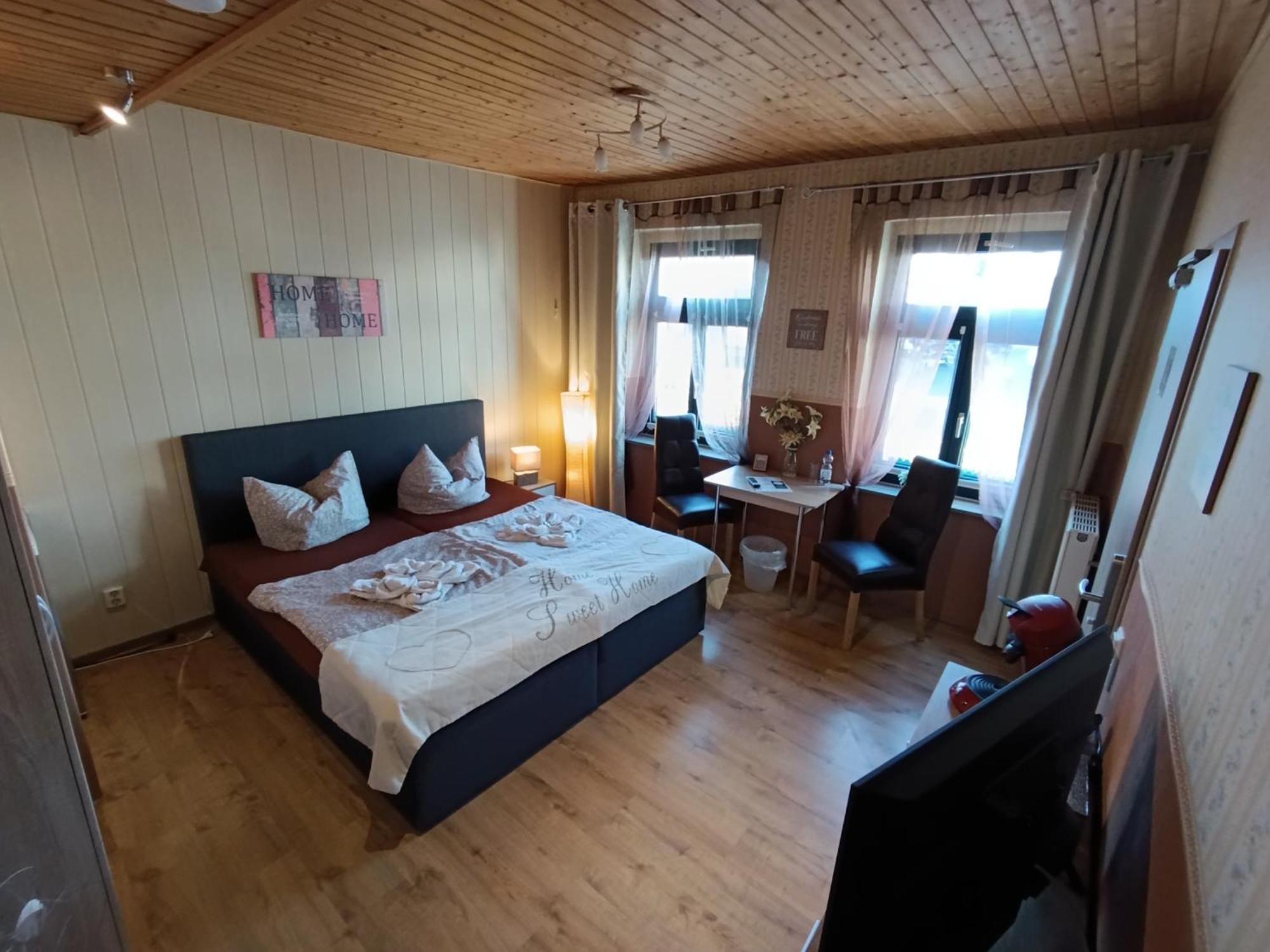 Haus Oberkassel Hotel Bonn Eksteriør billede